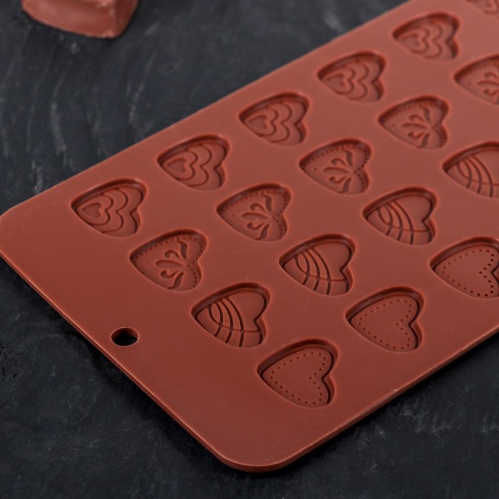 Форма силиконовая для шоколада "Сердечки" 21*11см, 24 ячейки